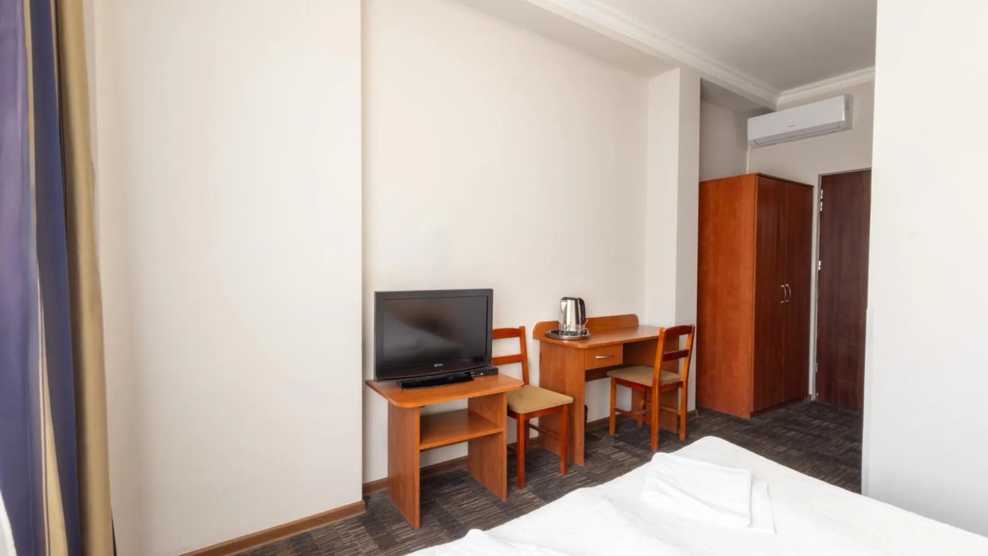 Апарт-отель Noclegi Stadion Bed & Breakfast Варшава Польша