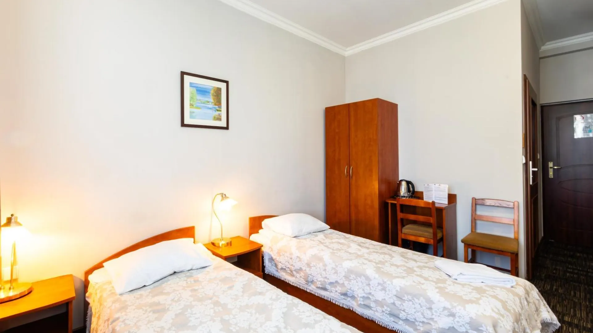Aparthotel Noclegi Stadion Bed & Breakfast Warsaw