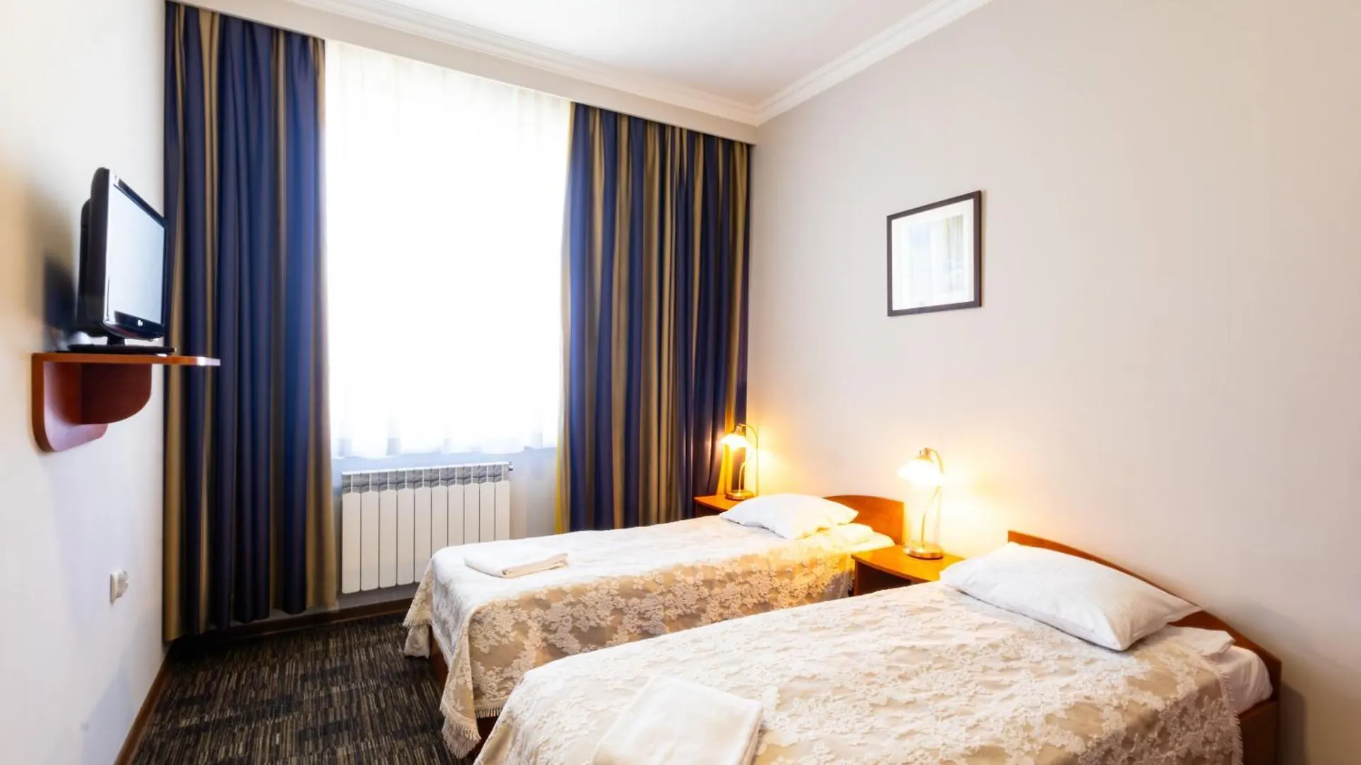 Noclegi Stadion Bed & Breakfast Warsaw Aparthotel