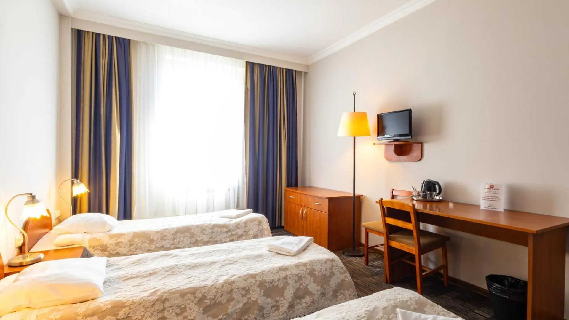 Aparthotel Noclegi Stadion Bed & Breakfast Warsaw