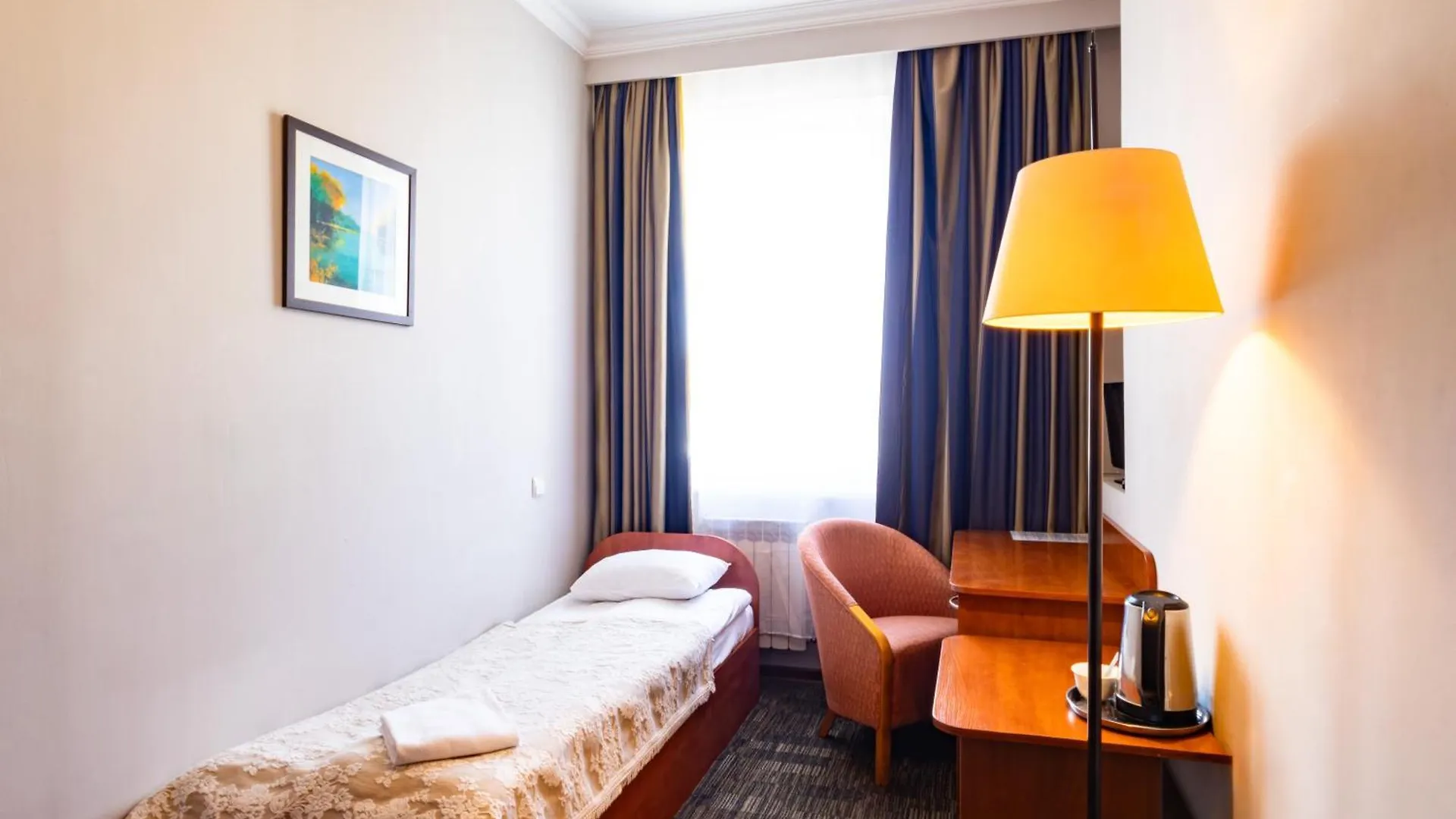 Aparthotel Noclegi Stadion Bed & Breakfast Warsaw Poland