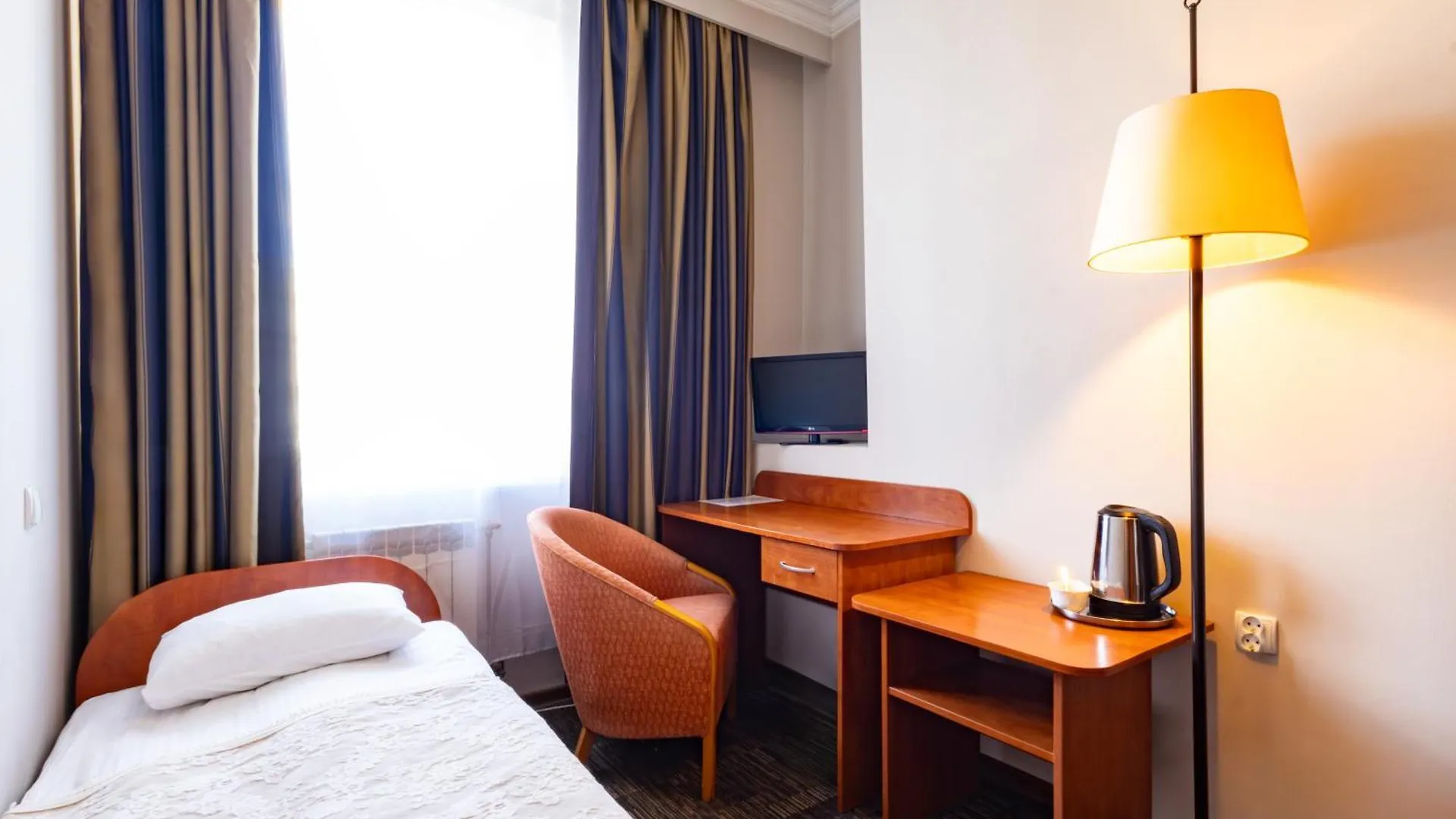 Noclegi Stadion Bed & Breakfast Warsaw 0*,