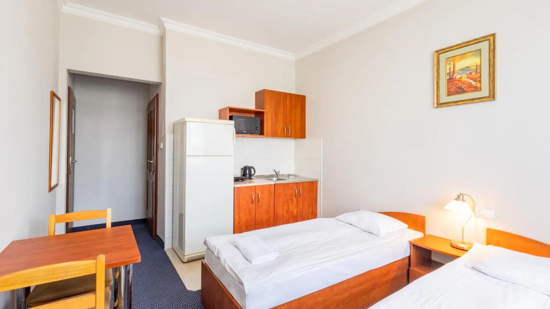 Aparthotel Noclegi Stadion Bed & Breakfast Warsaw