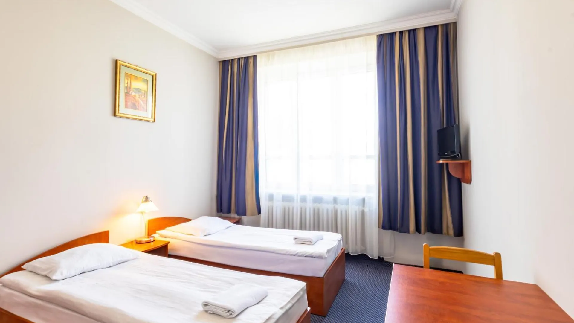 Noclegi Stadion Bed & Breakfast Warsaw