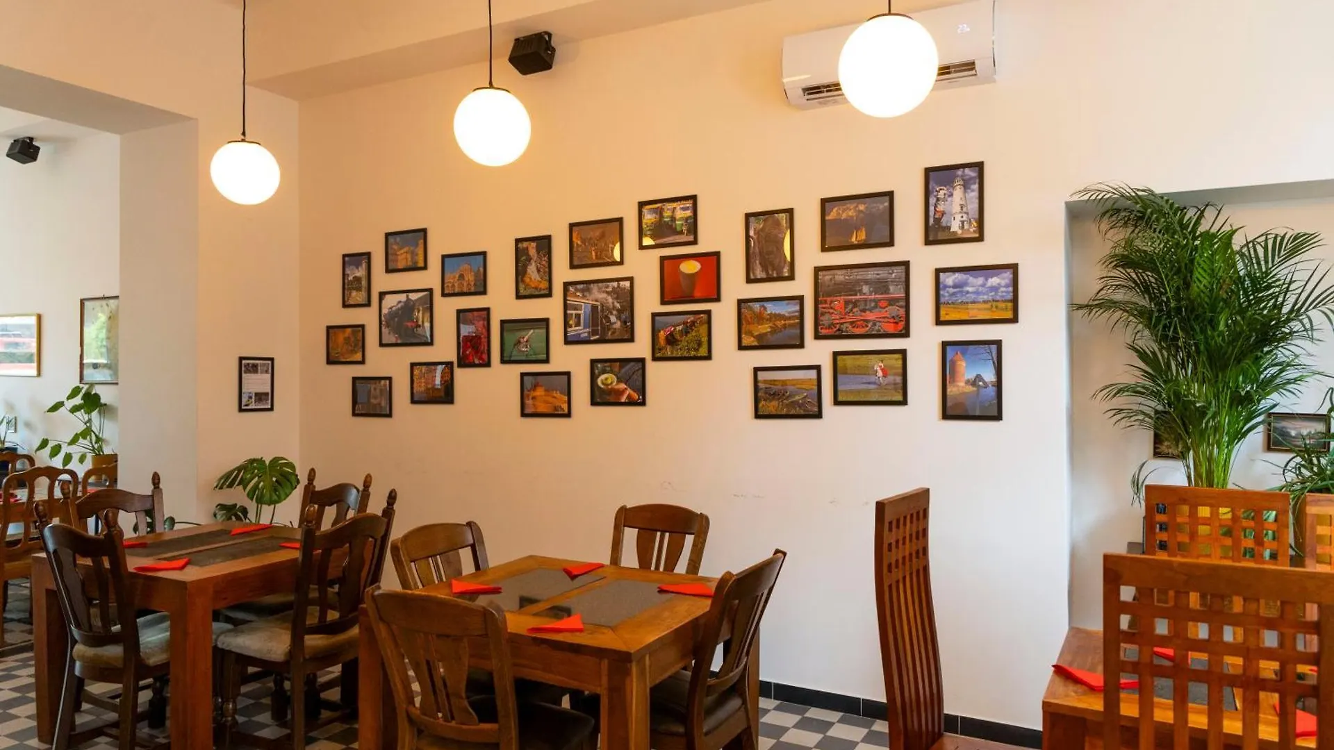 Aparthotel Noclegi Stadion Bed & Breakfast Warsaw Poland