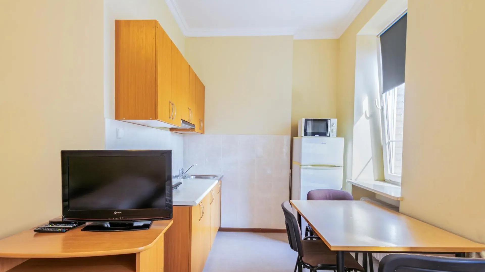 Noclegi Stadion Bed & Breakfast Warsaw Poland
