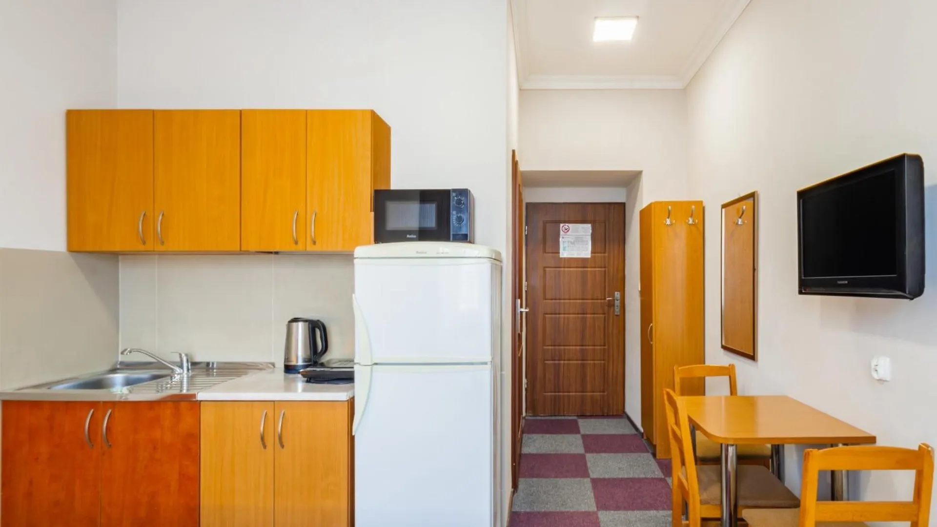 Noclegi Stadion Bed & Breakfast Warsaw 0*,  Poland