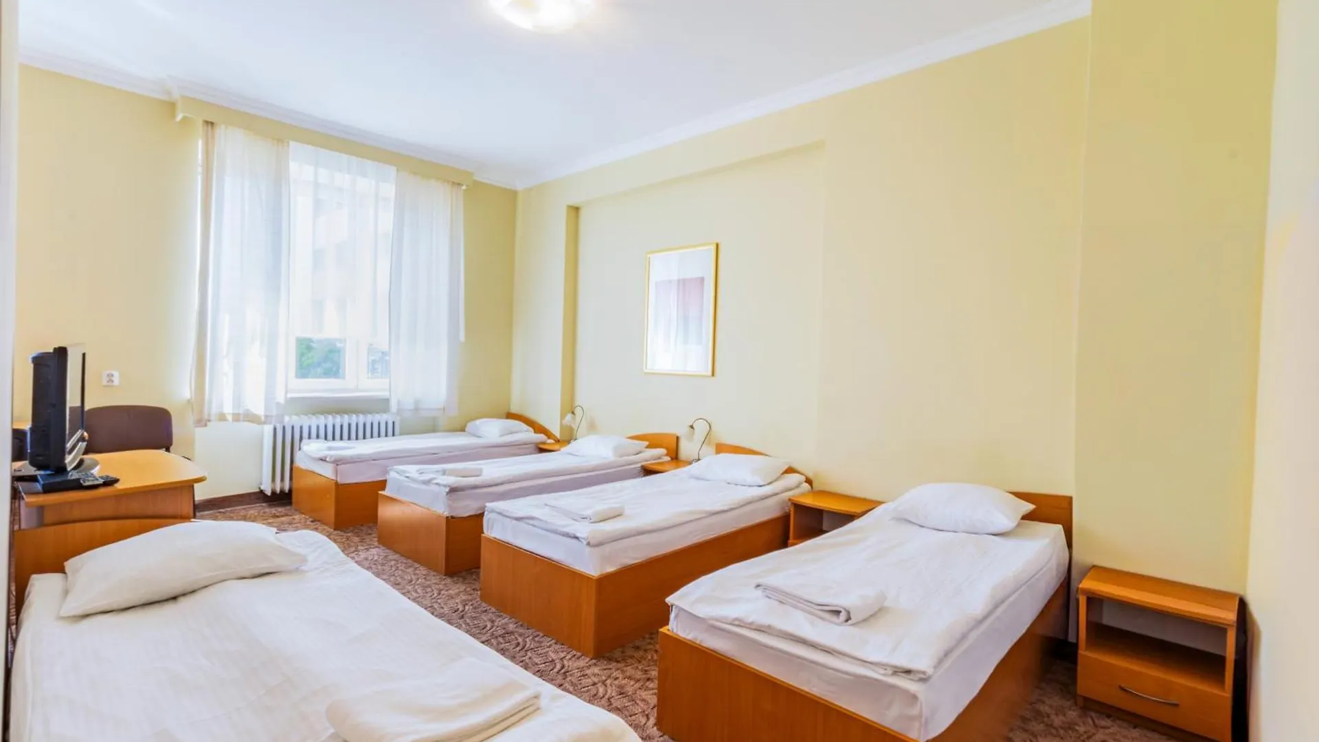 Noclegi Stadion Bed & Breakfast Warsaw Aparthotel