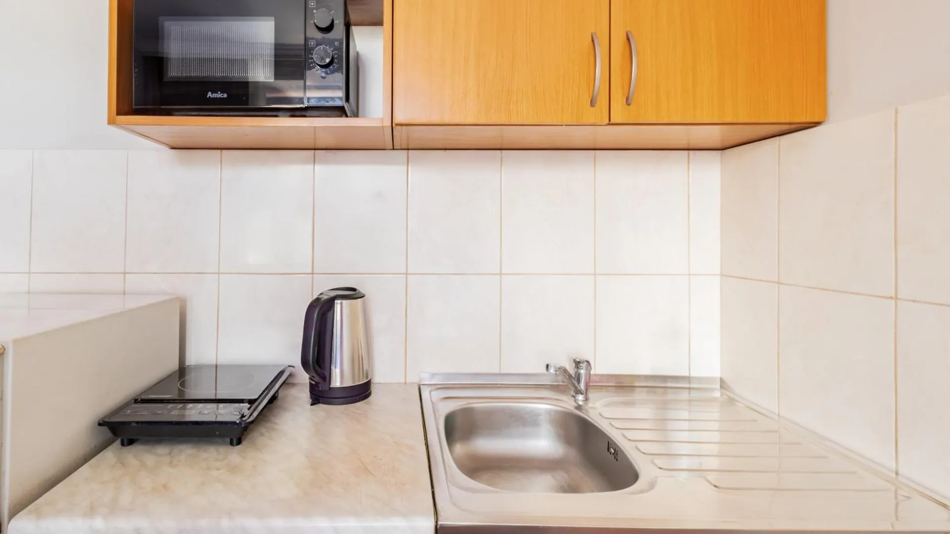 Aparthotel Noclegi Stadion Bed & Breakfast Warsaw