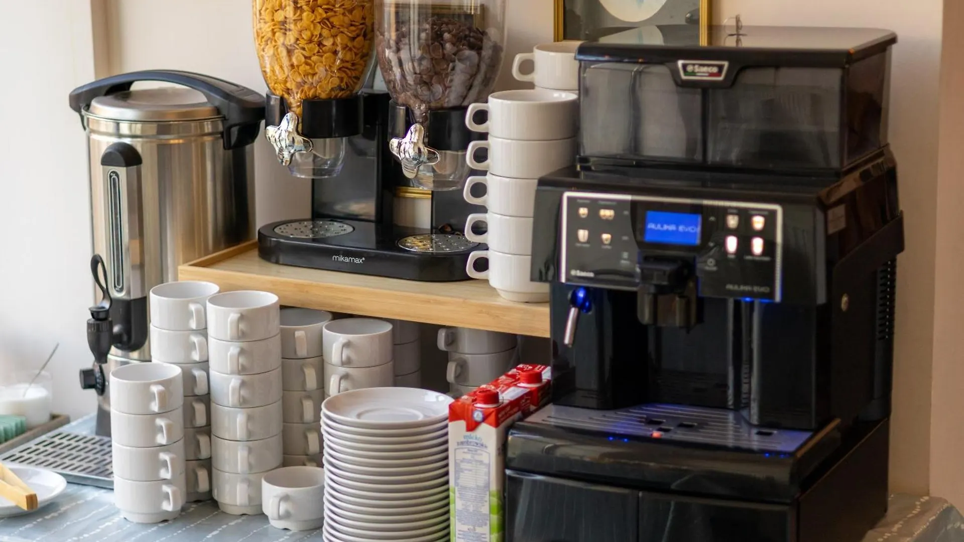 Noclegi Stadion Bed & Breakfast Warsaw Aparthotel